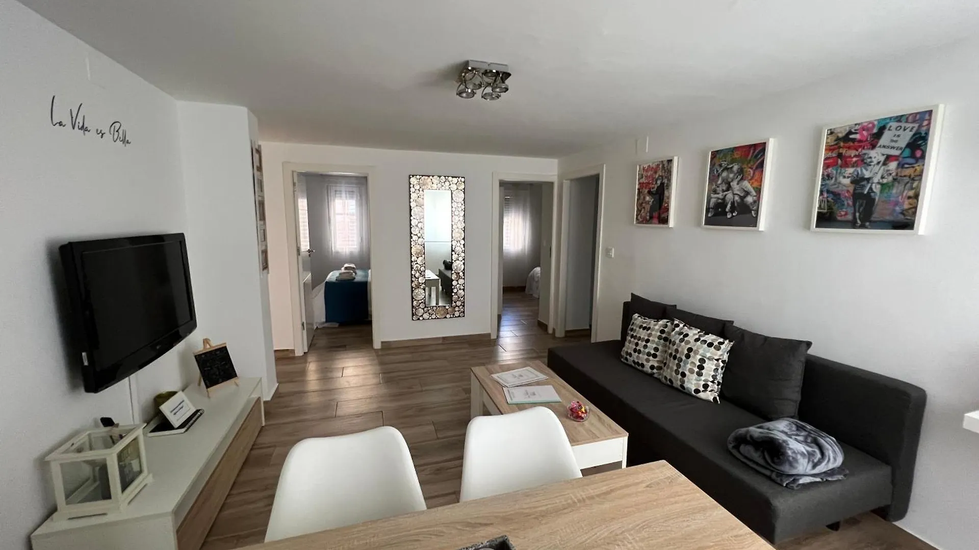 La Vida Es Bella Cordoba Apartment 0*,